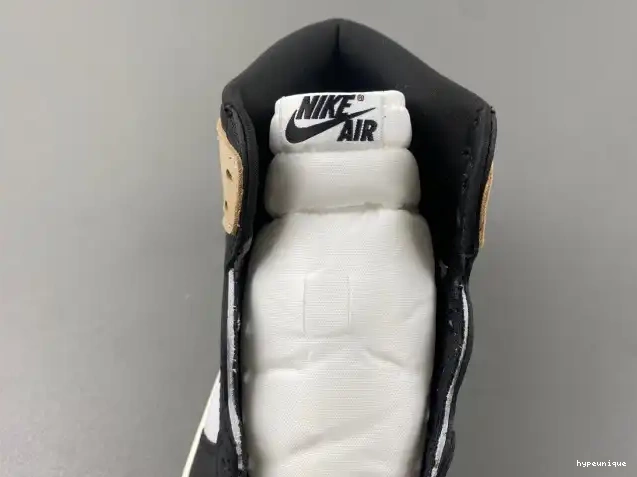 HYPE Jordan OG High Latte FD2596-021 WMNS 1 Air 0523